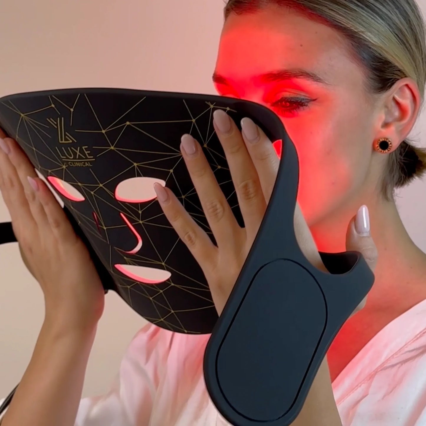 The Most Advanced LED Light Therapy Face Mask