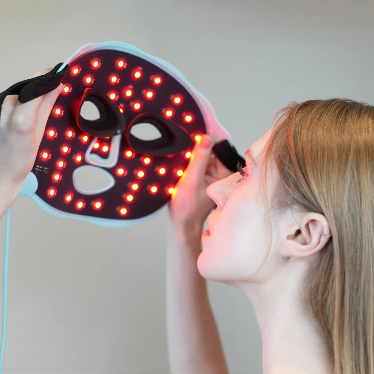 ™ Light Therapy LED Face Mask